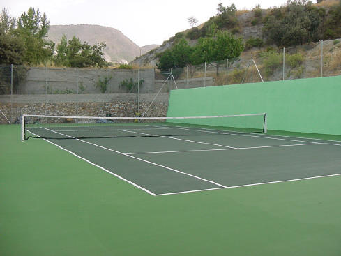 November 2004 - Tennis Court of the Month